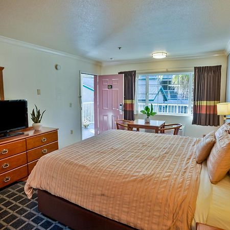 Creekside Inn & Suites Willits Εξωτερικό φωτογραφία