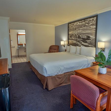 Creekside Inn & Suites Willits Εξωτερικό φωτογραφία