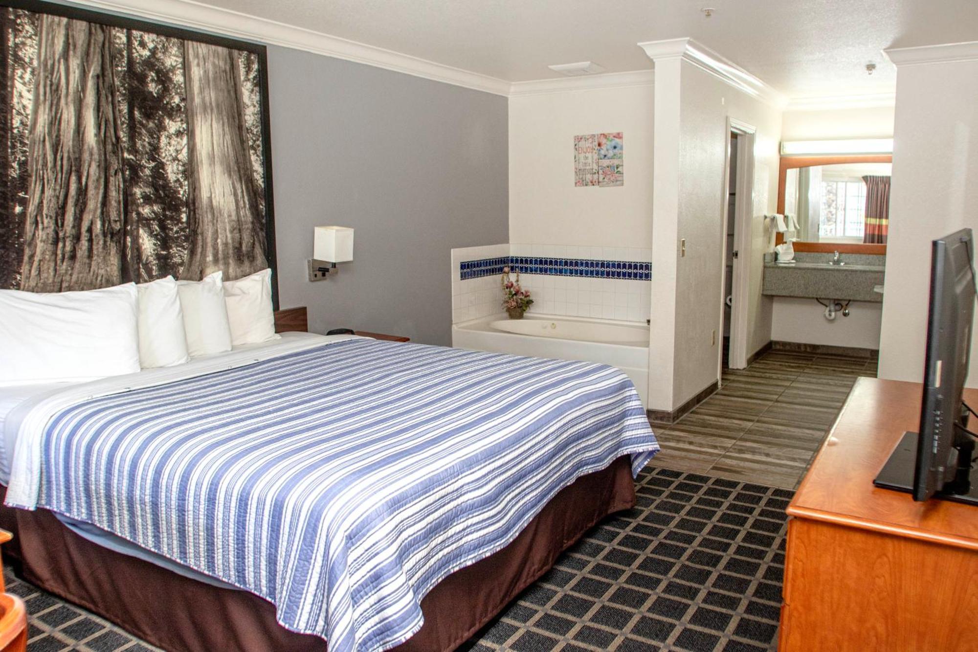 Creekside Inn & Suites Willits Εξωτερικό φωτογραφία